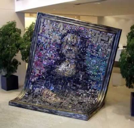 his Mona Lisa was made of computer chips (ASUS headquarters).